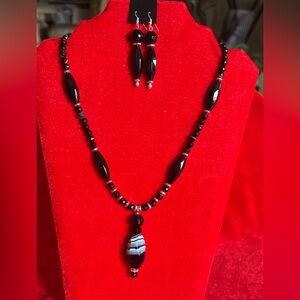 Handcrafted Onyx & Fire Agate Gemstone Necklace Set.